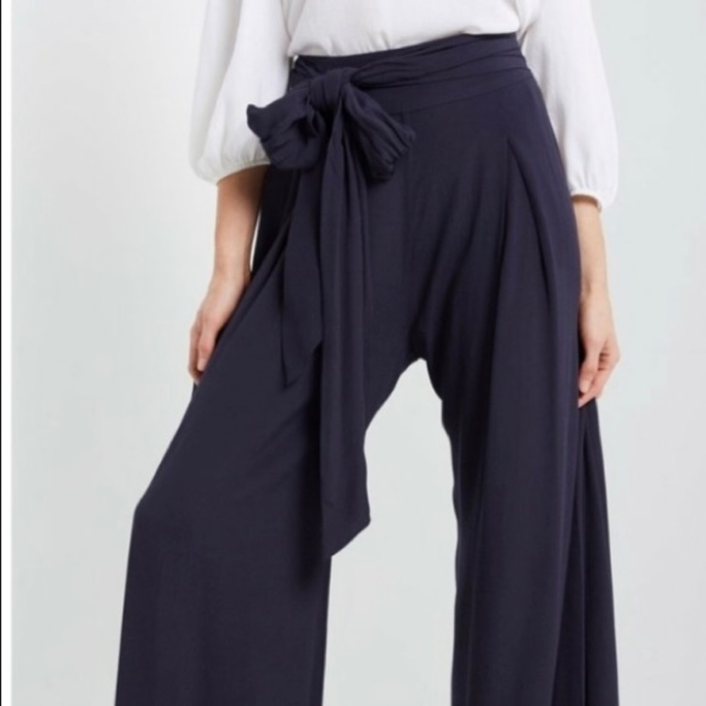 NAVY BLUE WIDE LEG PALAZZO PANT
